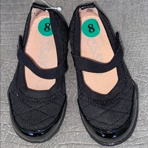 Girl Velcro strap shoes